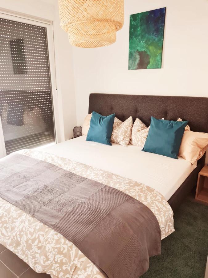 Newhome Nicole Premantura Esterno foto