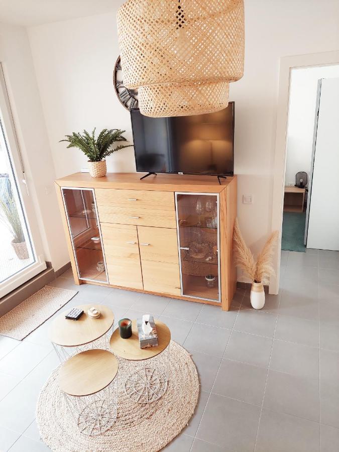 Newhome Nicole Premantura Esterno foto