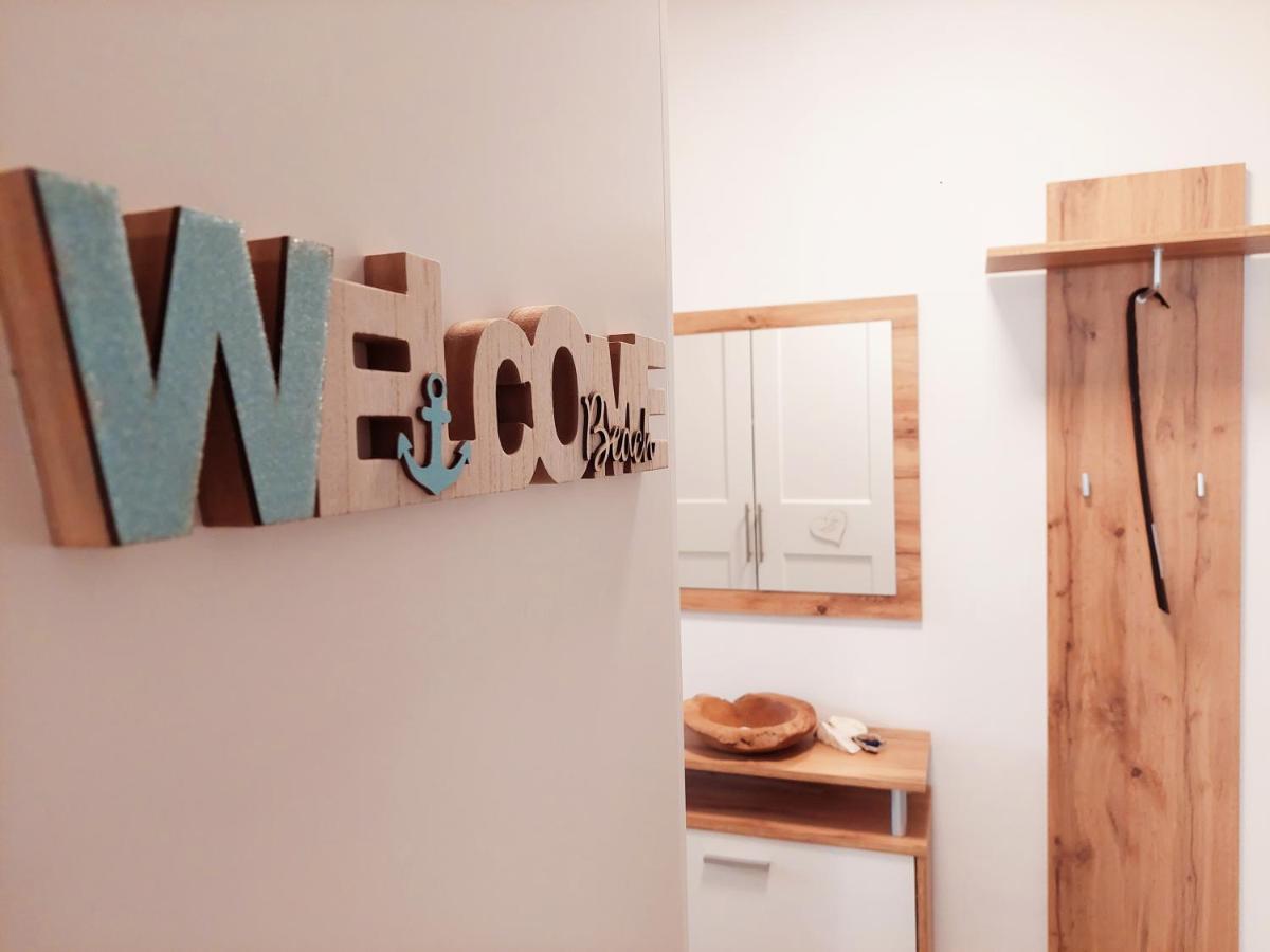 Newhome Nicole Premantura Esterno foto